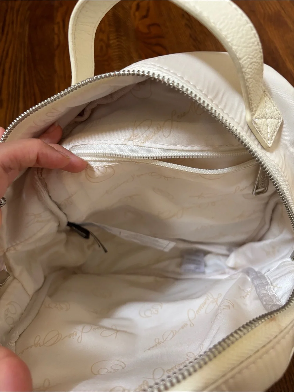 Loungefly Cream Quilted Star Wars Rebel Emblem Mini Backpack Hoth Princess Leia